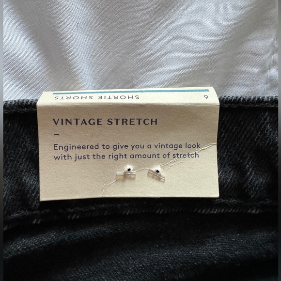 Black distressed high rise jean shorts. Size 6, Universal Thread - Picture 4 of 7